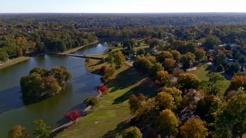 MAYMONT LAKE Vídeos de archivo 313497031