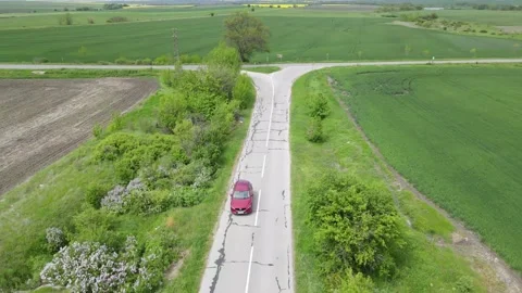 Mazda CX5 on an old road Vidéo 153538488