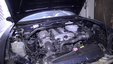 Mazda mx5 miata engine bay Stock Footage 84297185