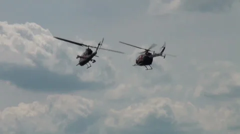 MBB Bo 105 CB and Bell AH-1 Cobra Video stock 39030771