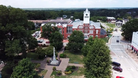 Mcdonough Square Fly Over Vídeo Stock 94689518