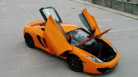 McLaren Hot Wheels Menu Select Drone Aerial Vídeos de archivo 138523681