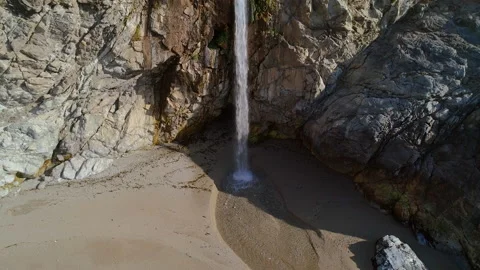 McWay Falls 库存影片 151099186