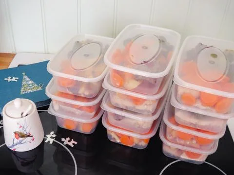 Meal prep. Stack of home made Christmas dinners. Foto stock