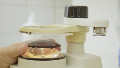 Measuring lens Vídeos de archivo 84786466