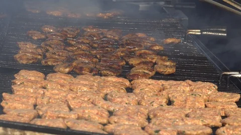 Meat ball grill in Restaurant Stockbeeldmateriaal 90756695