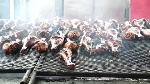 Meat on the grill Vídeos de archivo 317927284