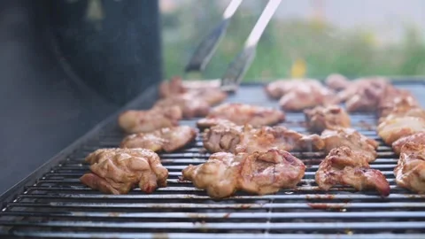The meat is grilled. 스톡 동영상 260133896