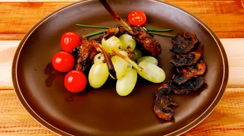 Meat ribs on dish Vídeos de archivo 22824780