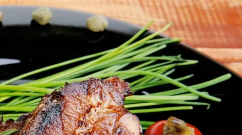 Meat ribs served with vegetables Vídeos de archivo 54337606