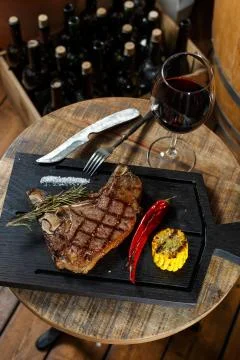 Meat steak on the board Foto stock