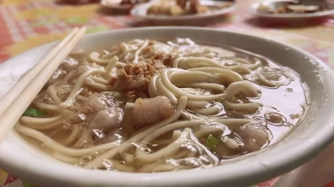 肉羹 meat thick soup Video stock 170046012