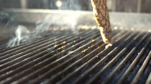 Meatball on the grill Video stock 81062915