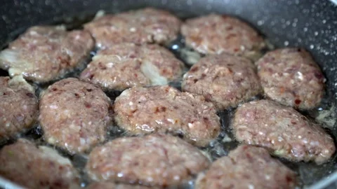 The meatballs in the pan,close-up Stock Footage 163159317