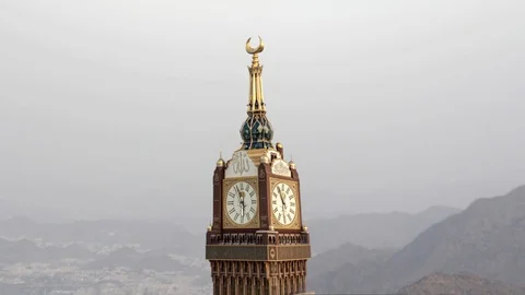 Mecca clock tower 스톡 동영상 128288061