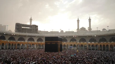 Mecca in rain Stock Footage 113030992