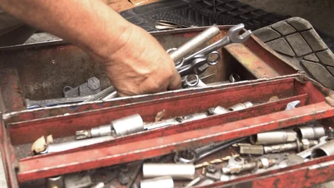 Mechanic hand in the toolbox Video stock 119491768