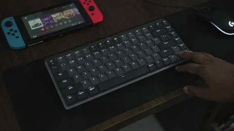 A mechanical keyboard's light automatically turning on and off Stock Footage 203961456