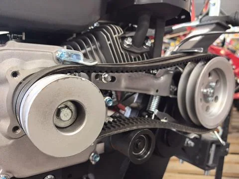 Mechanical precision on display with engine components in focus Foto stock