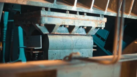 Mechanism of opening drawbridge Video stock 89765183