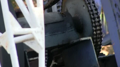 Mechanisms of the old Ferris wheel 動画素材 85309455