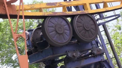 Mechanisms of the old Ferris wheel 動画素材 85324366