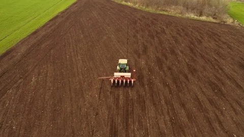 Mechanization of spring field work.  Processing of land.4k 스톡 동영상 105190837