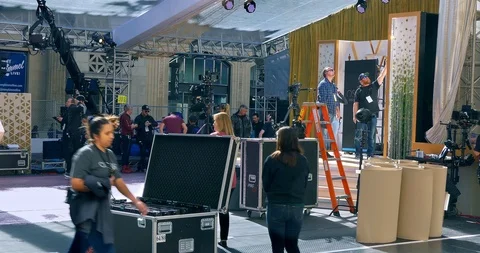 Media crew prepares for Red Carpet Oscar academy award nominationin coverage, 4K Stock Footage 124473764