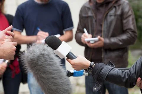 Media interview. journalists. Foto stock