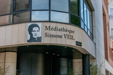 Media Library Simone Veil public library building facade in Epernay, France Fotos de archivo