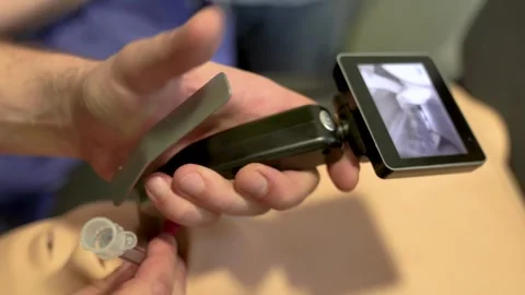 Medical Airway Simulation Using Video Laryngoscope 스톡 동영상 328997892