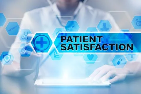Medical doctor using tablet PC with patient satisfaction medical concept. Illustrazione stock