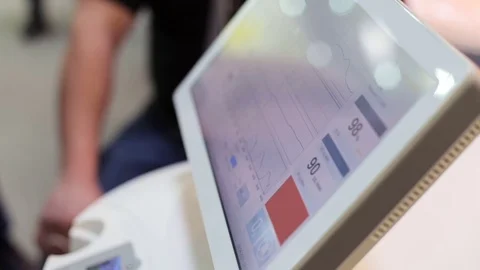 Medical equipment that shows lung function Stock Footage 75667410