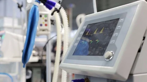 Medical equipment that shows lung function Stock Footage 82307492
