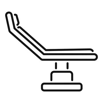 Medical examination table standing in empty doctor's office Illustrazione stock