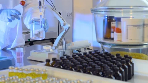 Medical laboratory test 動画素材 89334599