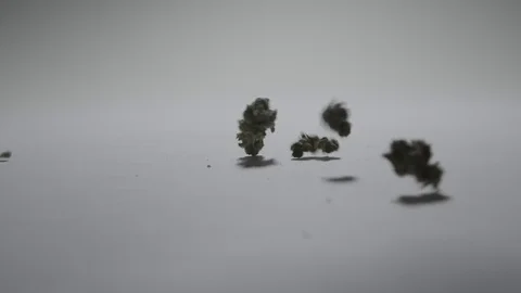 Medical Marijuana on a table  Vídeo Stock 79449820