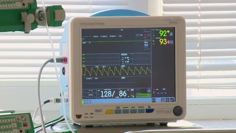Medical operating equipment on a rack at work Vidéo 121698669
