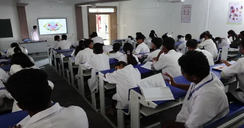 Medical Students In the Classroom Vídeo Stock 339050378
