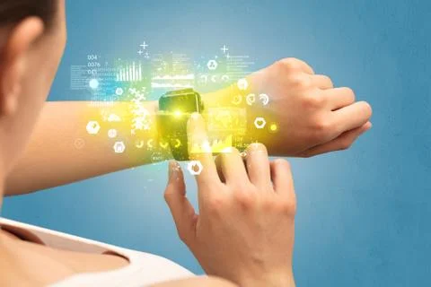 Medical tracker with smartwatch. Foto stock