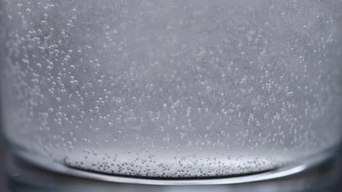 Medication dissolving in water. Stock Footage 152563872