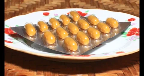 Medicine on disk Stock Footage 293556162