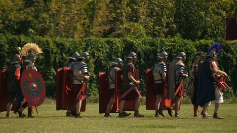 Medieval Army Of Knights Marching In Slow Motion 4K 動画素材 86399042