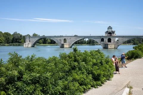 The medieval bridge of Avignon Stock-Fotos