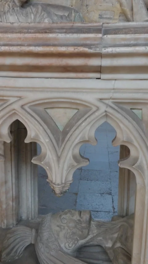 Medieval cadaver tomb of John FitzAlan, 7th Earl of Arundel, Fitzalan Chapel Stock Footage 342294801