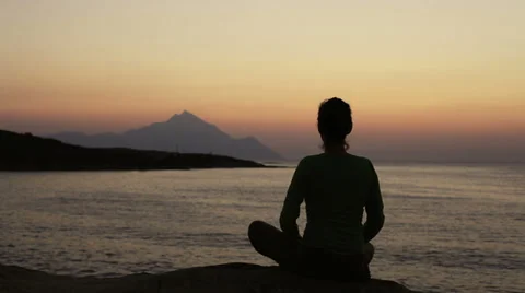 Meditation Stock-Footage 35341162