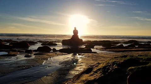 Meditation at Sunset 스톡 동영상 101925025