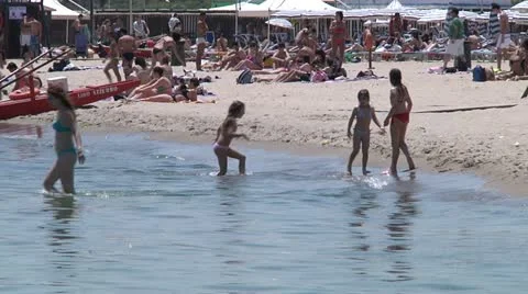 Mediterranean beach in the summer. Vidéo 11147125