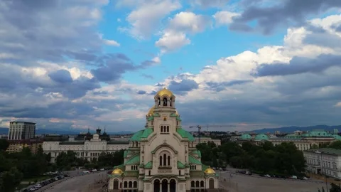 Medium aerial tracking shot backwards revealing the majestic structure of Stock Footage 337217535