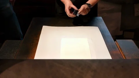Medium close up shot of an etching demonstration, a printmaking technique, Vidéo 126982587